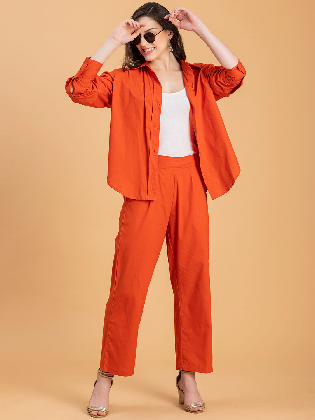 Side view of rust cotton co-ord set styling