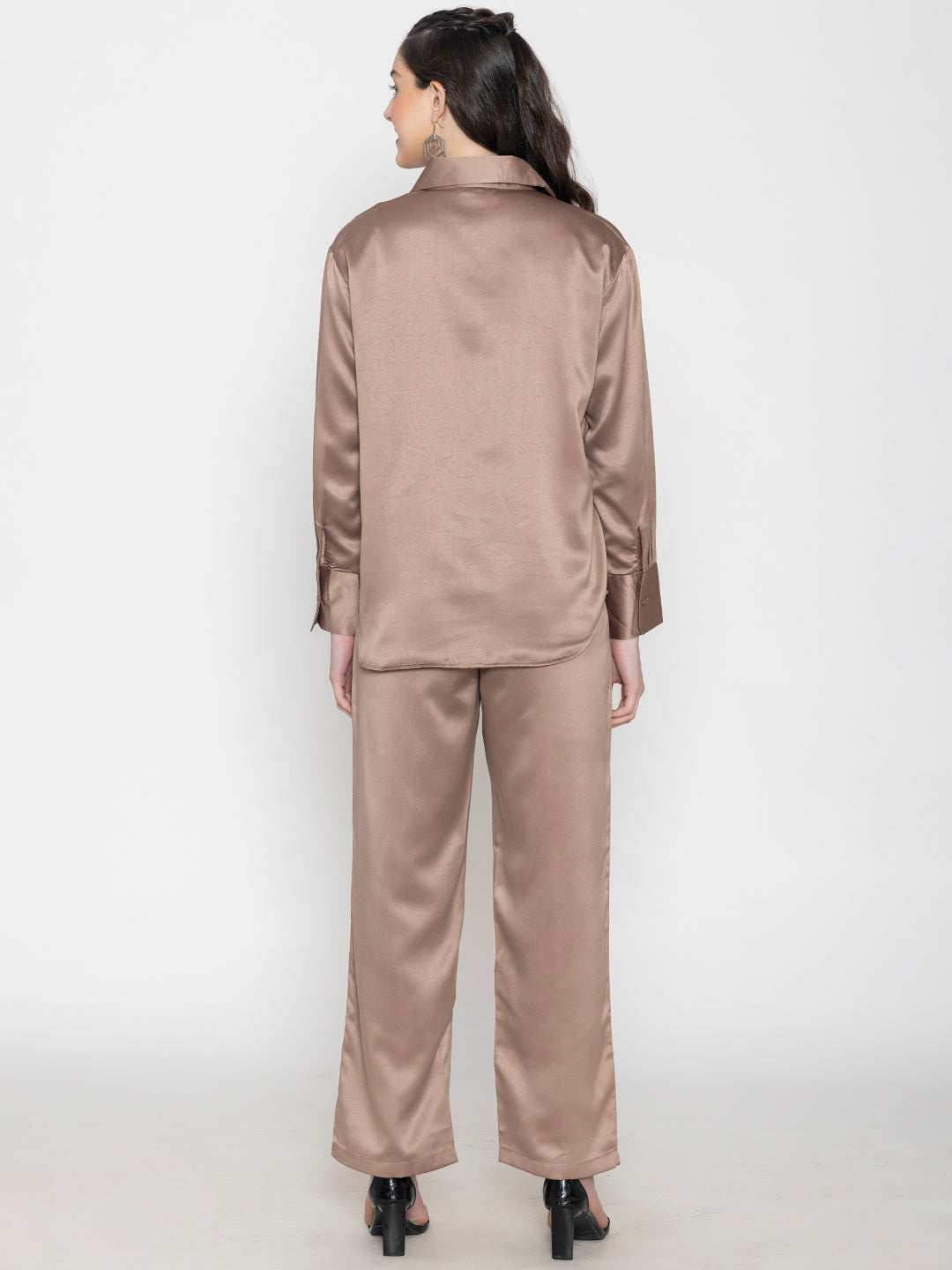 Close-up of beige satin shirt collar