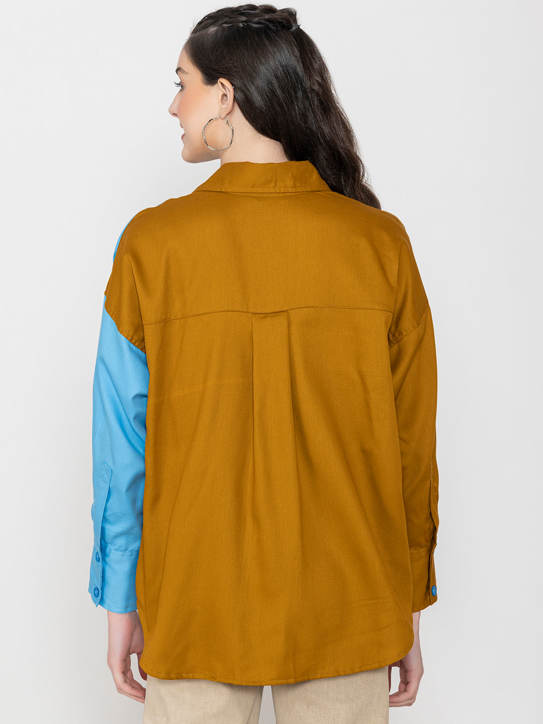 Back view of colorblocked cotton shirt