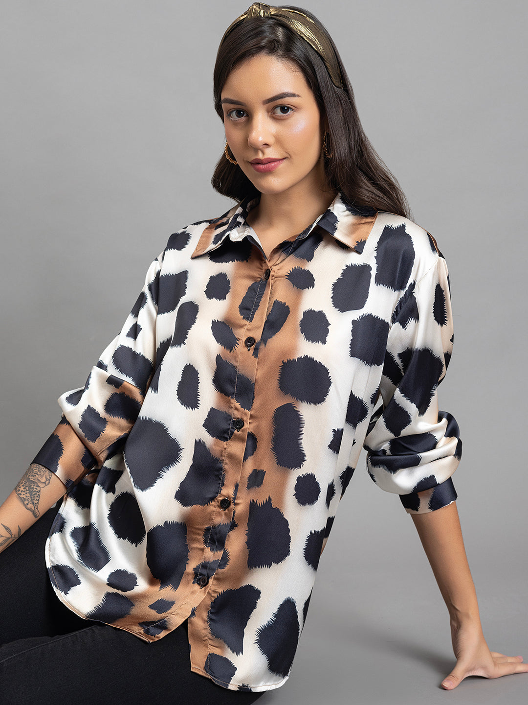 Animal print satin shirt cuff detail