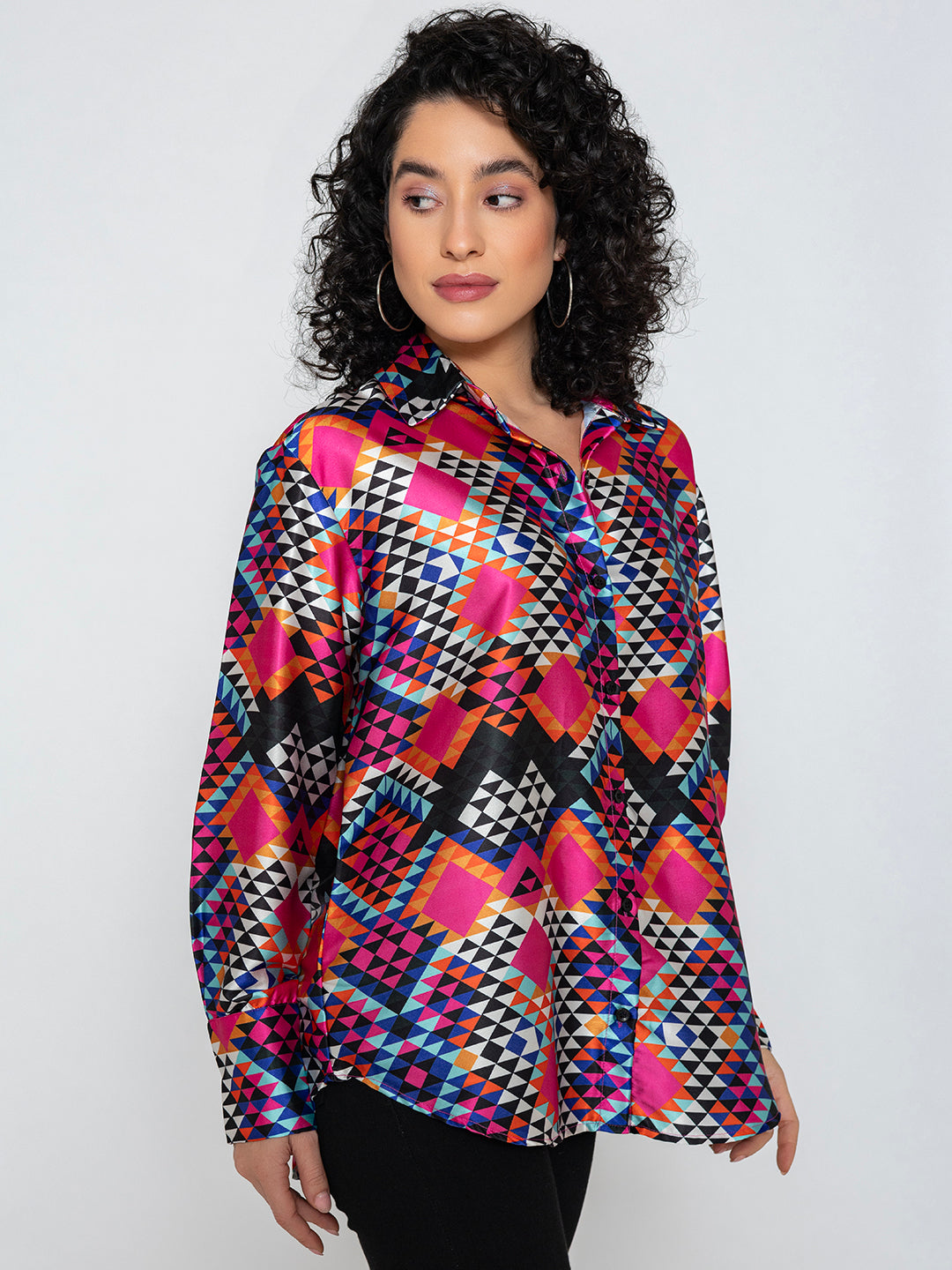 Curved hemline detail on multicolor printed satin shirt