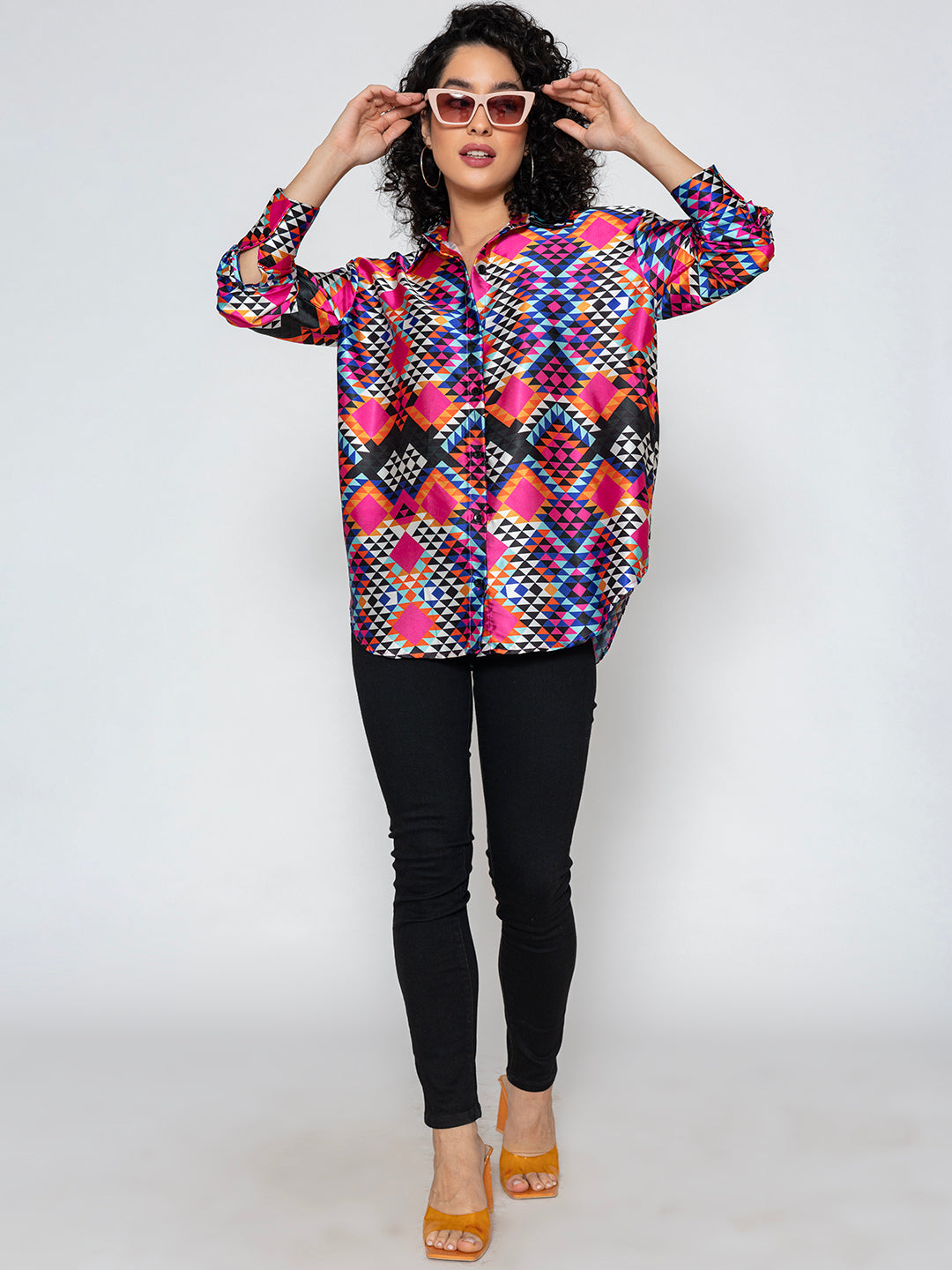 Spread collar and button placket on multicolor satin shirt