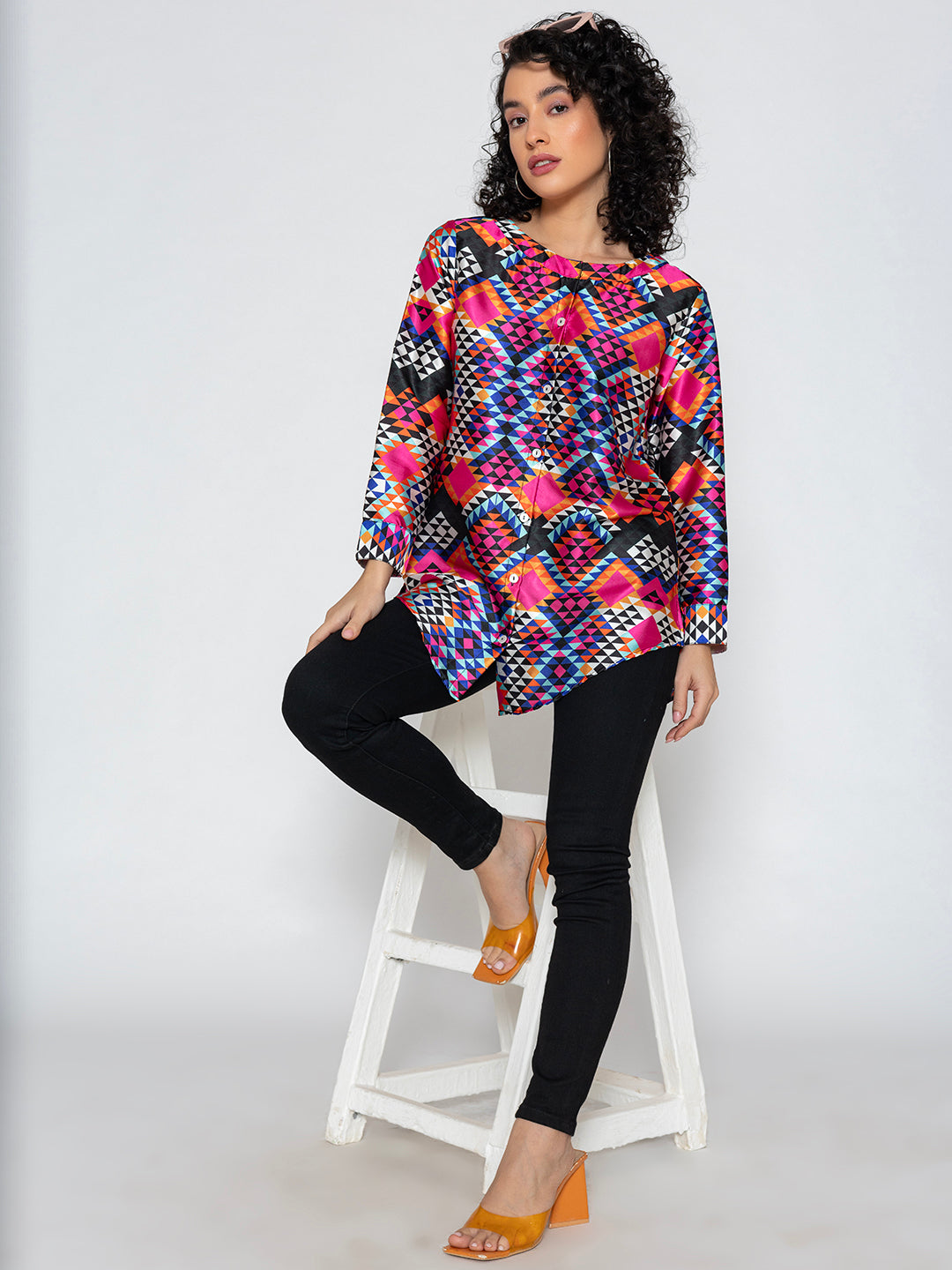 Sleeve detail on multicolor printed satin kurta