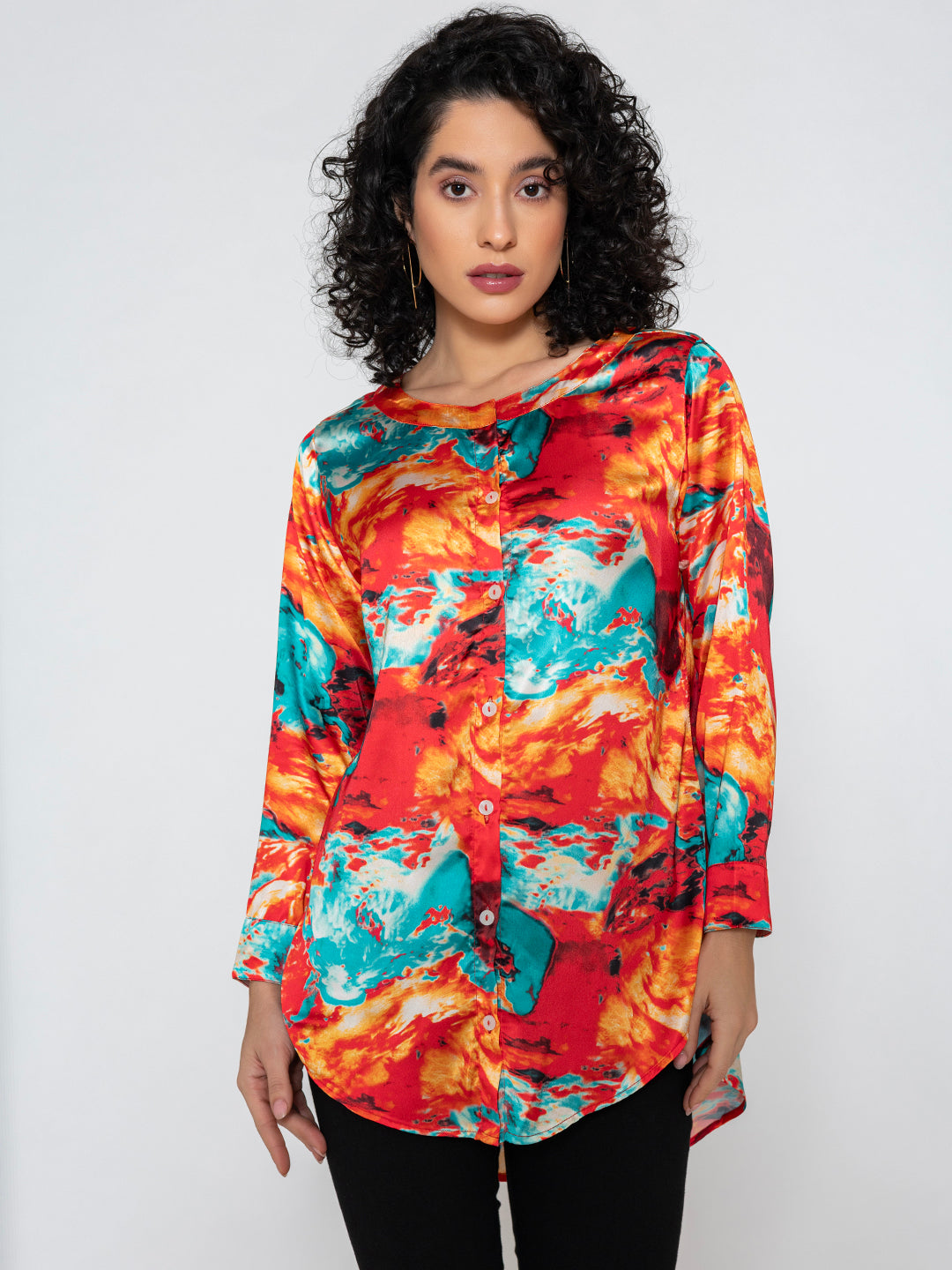 Hemline detail on red printed satin kurta-length shirt