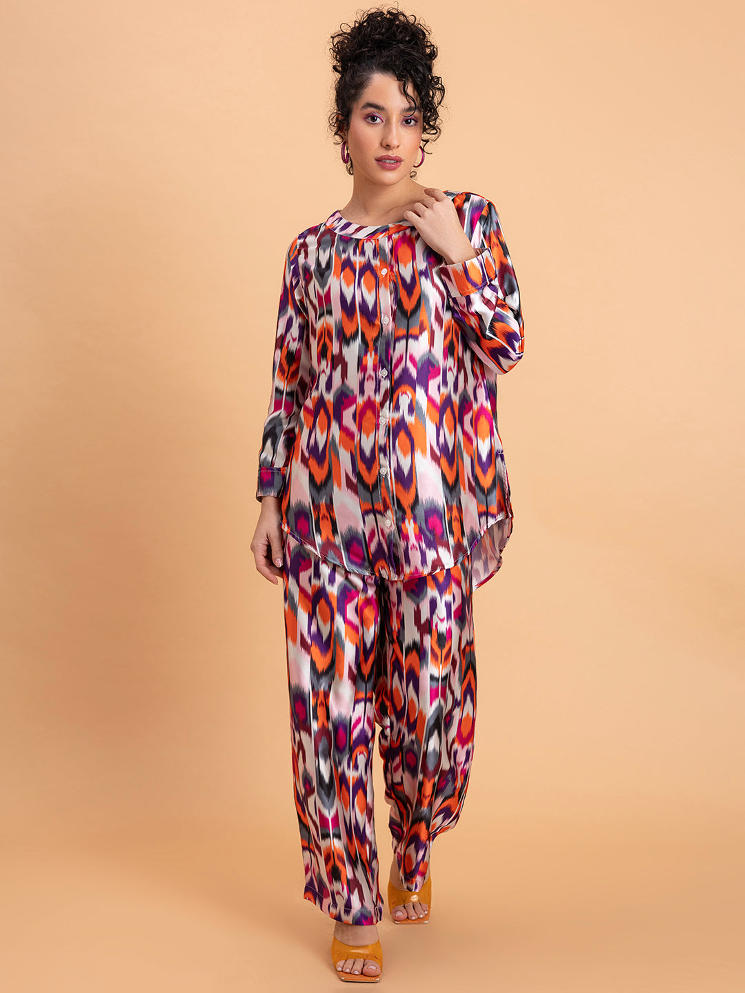 Front view of multicolor Atik print satin kurta co-ord set
