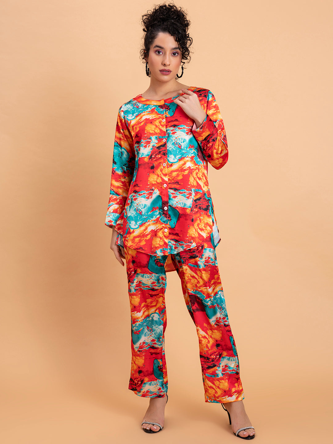 Front view of red floral print satin kurta co-ord set