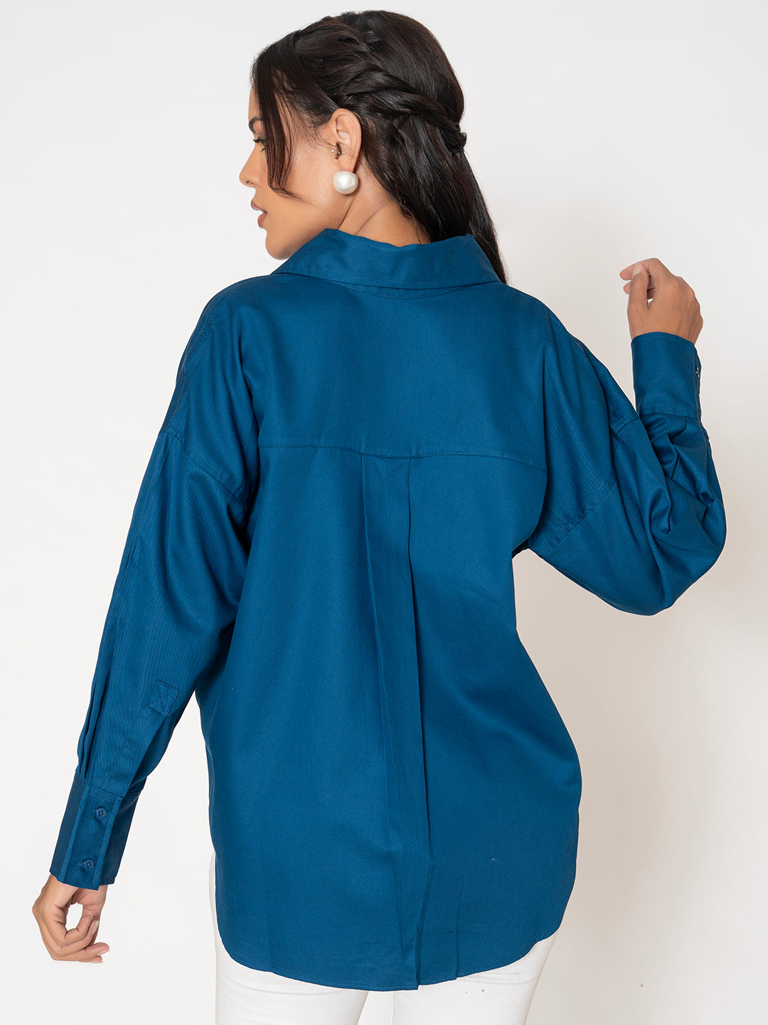 Navy cotton twill shirt sleeve detail