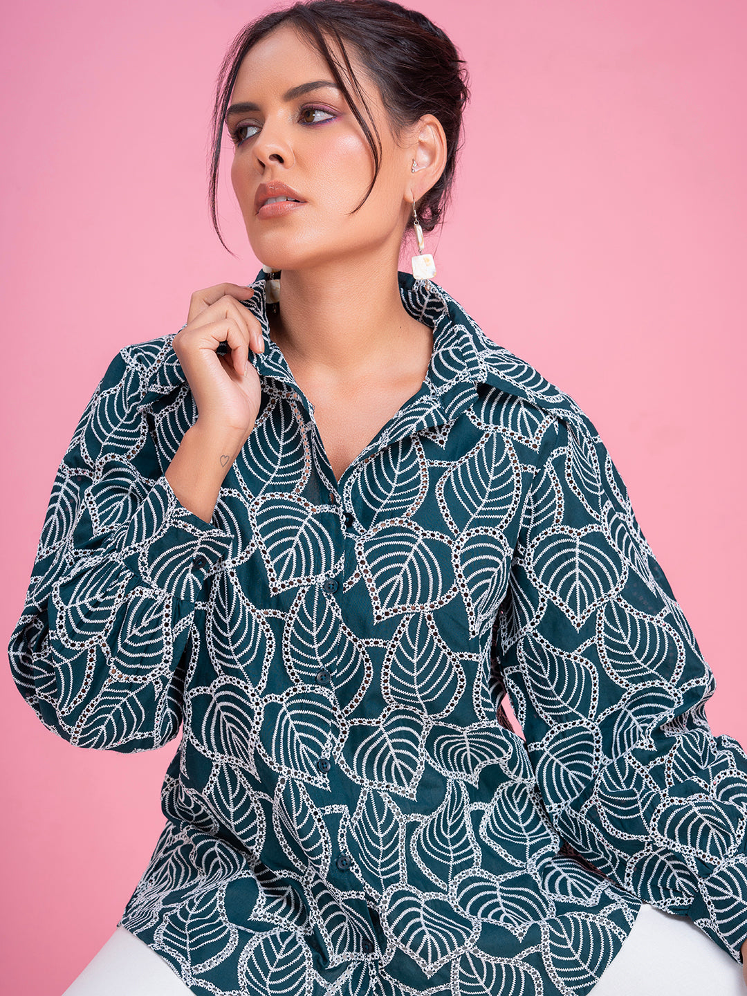 Green cotton shirt styled buttoned full length